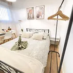Moderne Et équipée Chez Patricia Et Roger *