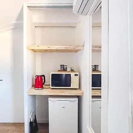 Moderne Et équipée Chez Patricia Et Roger * Jacou